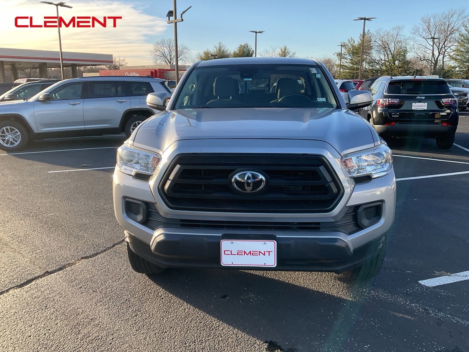 Used 2020 Toyota Tacoma SR image 3