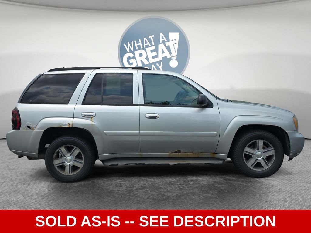 Used 2007 Chevrolet TrailBlazer LT AWD/4WD image 2