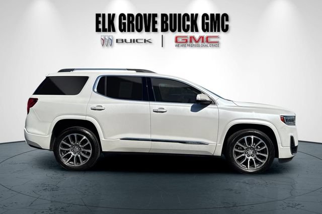 Used 2021 GMC Acadia Denali w/ Denali Technology Package FWD image 3