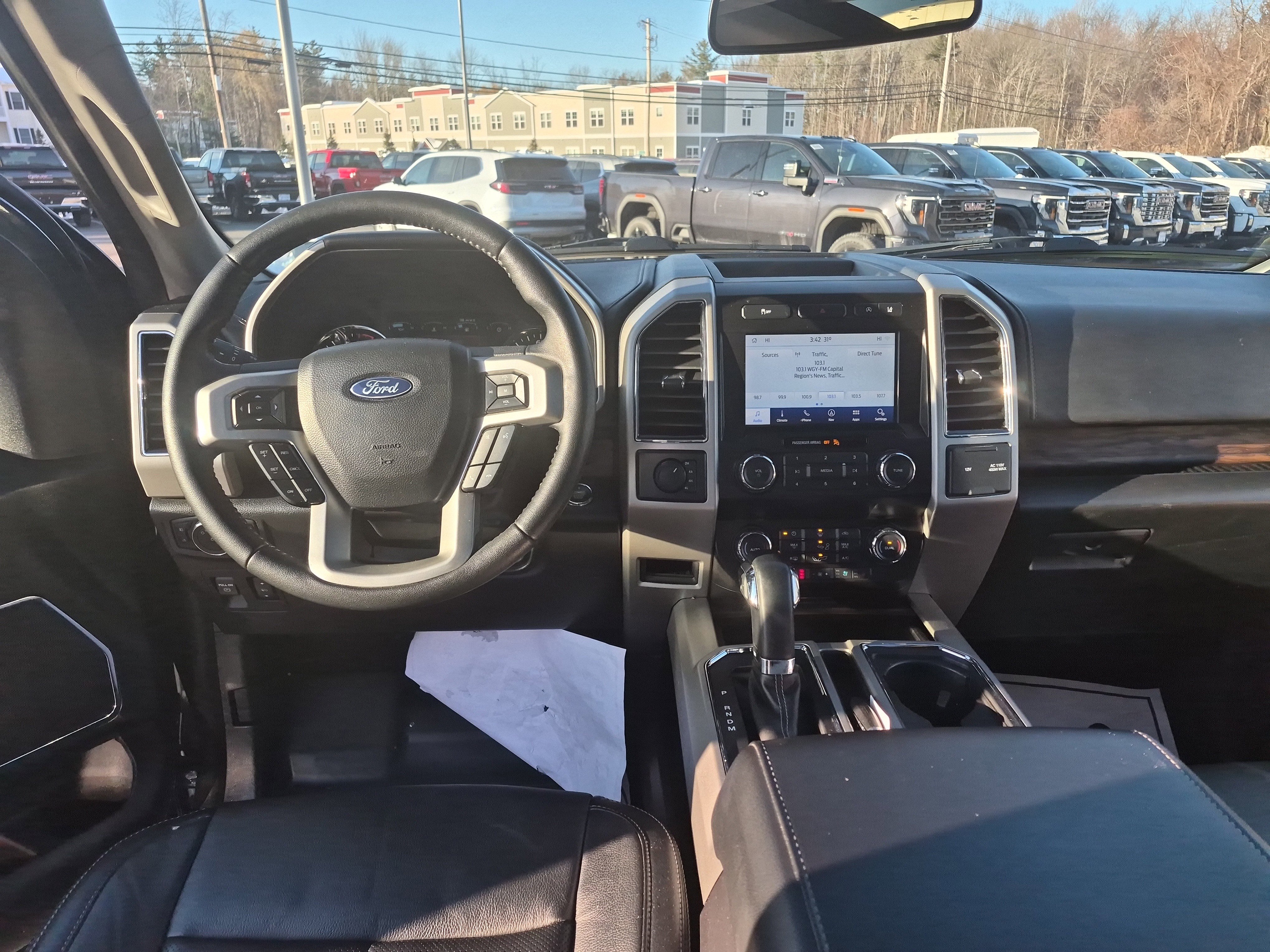 Used 2020 Ford F150 Lariat w/ Equipment Group 501A Mid image 12