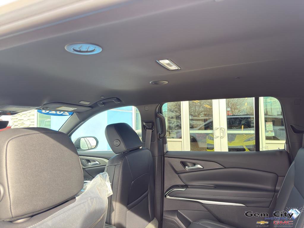New 2026 Chevrolet Traverse LT w/ Midnight/Sport Edition AWD/4WD image 13