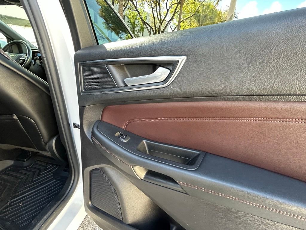 Used 2021 Ford Edge Titanium w/ Equipment Group 301A image 38