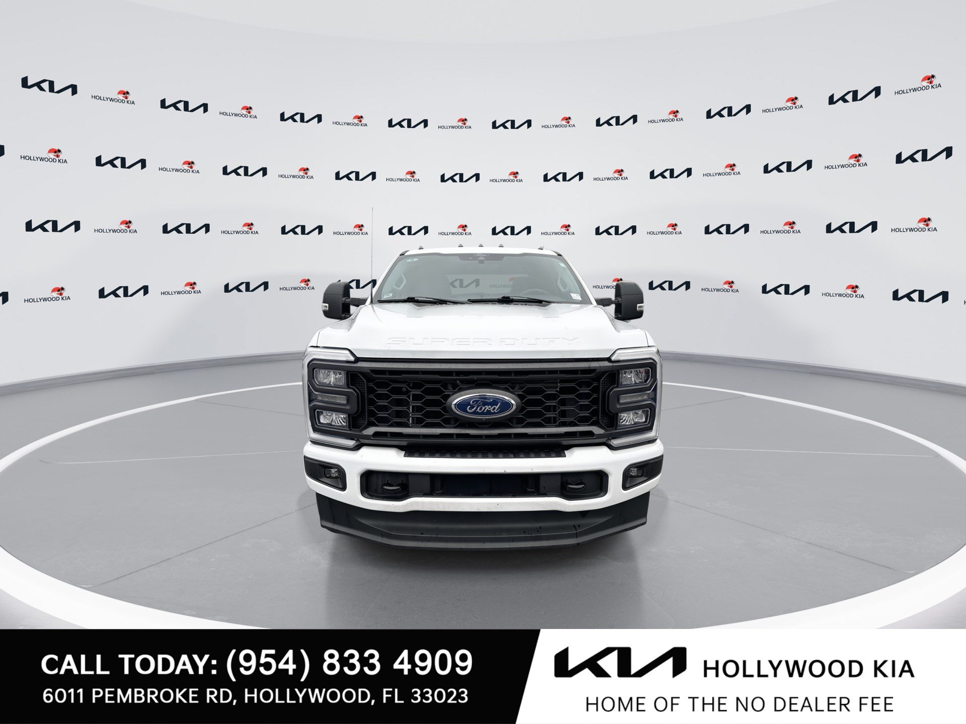 Used 2024 Ford F350 XL w/ STX Appearance Package AWD/4WD image 3