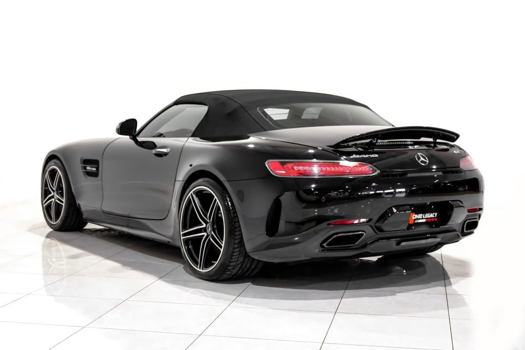 Used 2018 Mercedes-Benz AMG GT C w/ AMG Interior Night Package image 10