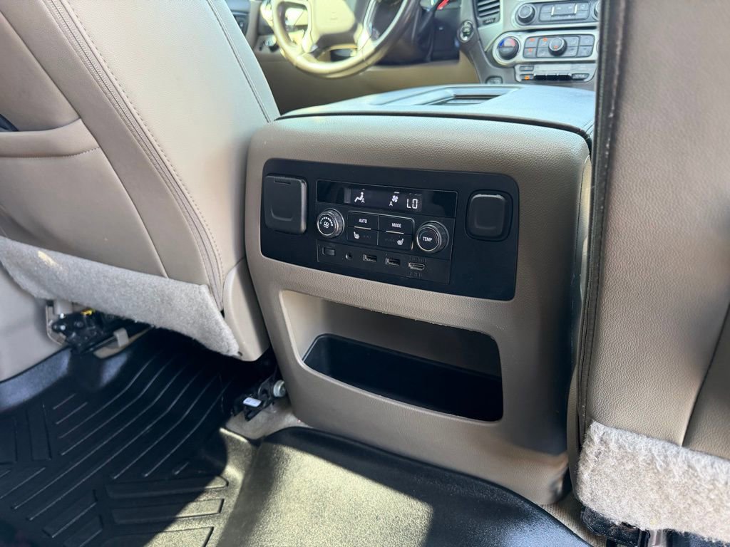 Used 2019 Chevrolet Suburban Premier image 40