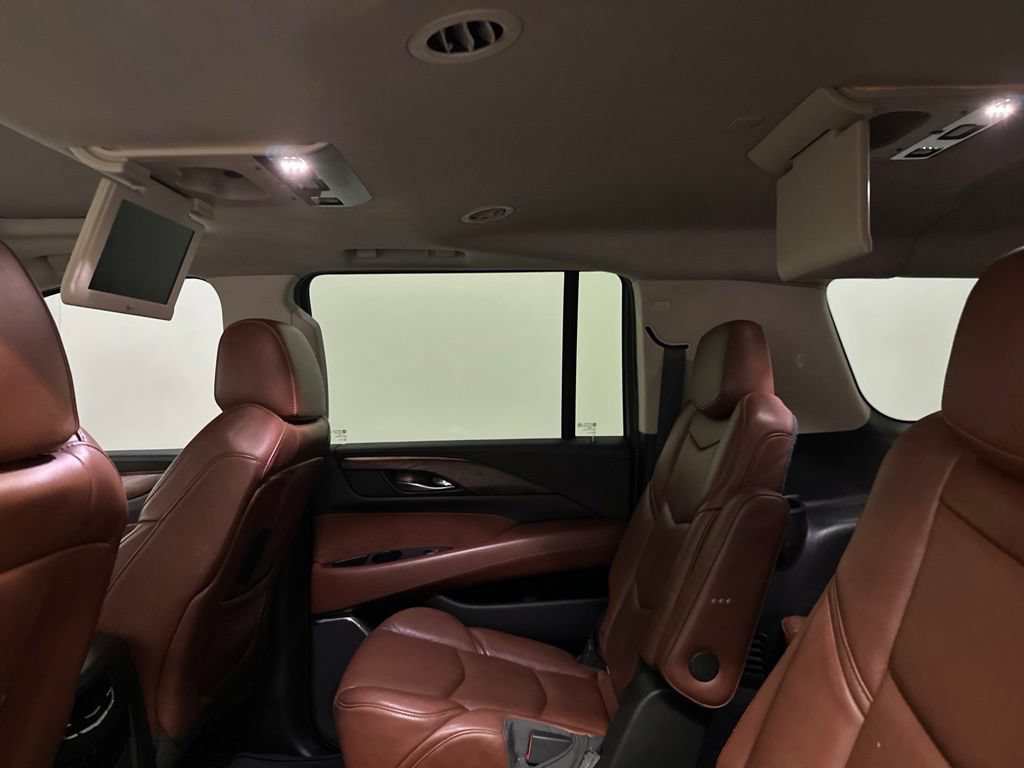 Used 2018 Cadillac Escalade ESV Premium Luxury RWD image 54