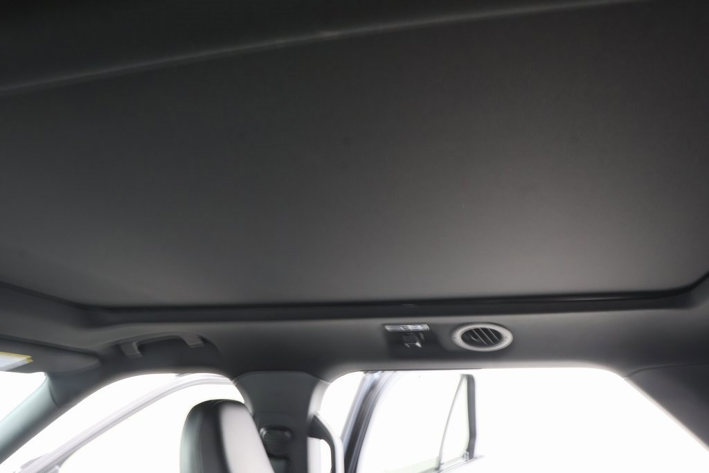 Used 2021 Ford Explorer ST w/ Premium Technology Package image 9