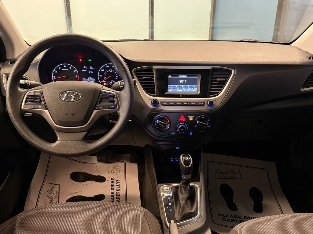 Used 2020 Hyundai Accent SE image 9