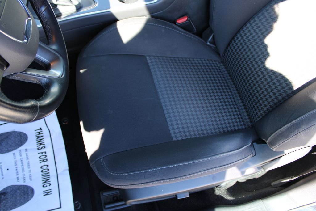 Used 2019 Dodge Challenger GT image 16