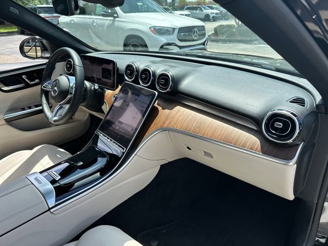Used 2025 Mercedes-Benz C 300 Sedan image 34