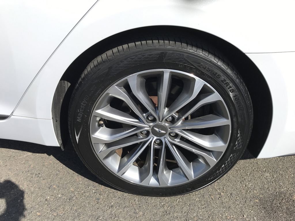Used 2017 Genesis G80 3.8 w/ Option Group 02 AWD/4WD image 31