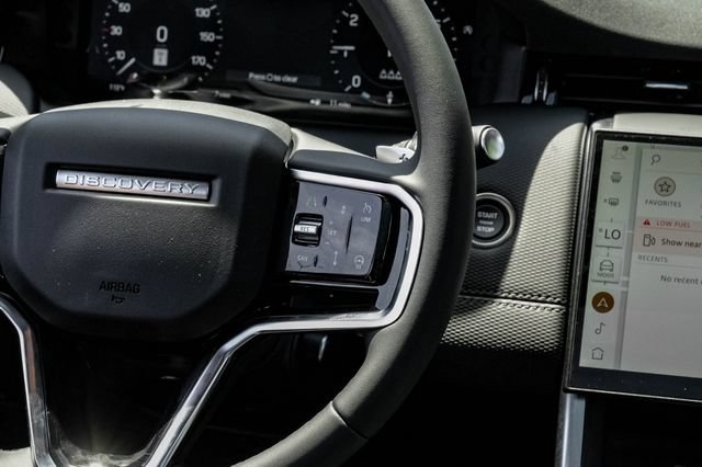 New 2026 Land Rover Discovery Sport Landmark AWD/4WD image 25