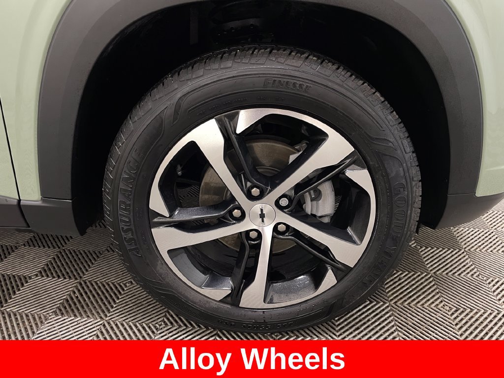 Certified 2024 Chevrolet Trax RS w/ Driver Confidence Package FWD image 46
