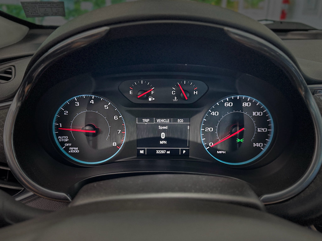 Used 2018 Chevrolet Malibu LT FWD image 19