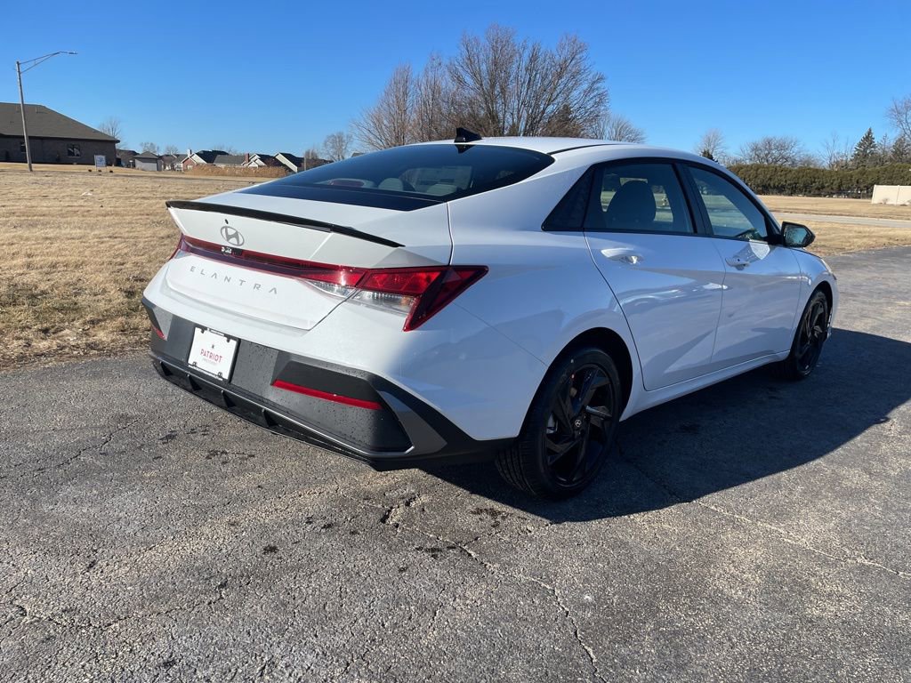 New 2026 Hyundai Elantra Sport image 3
