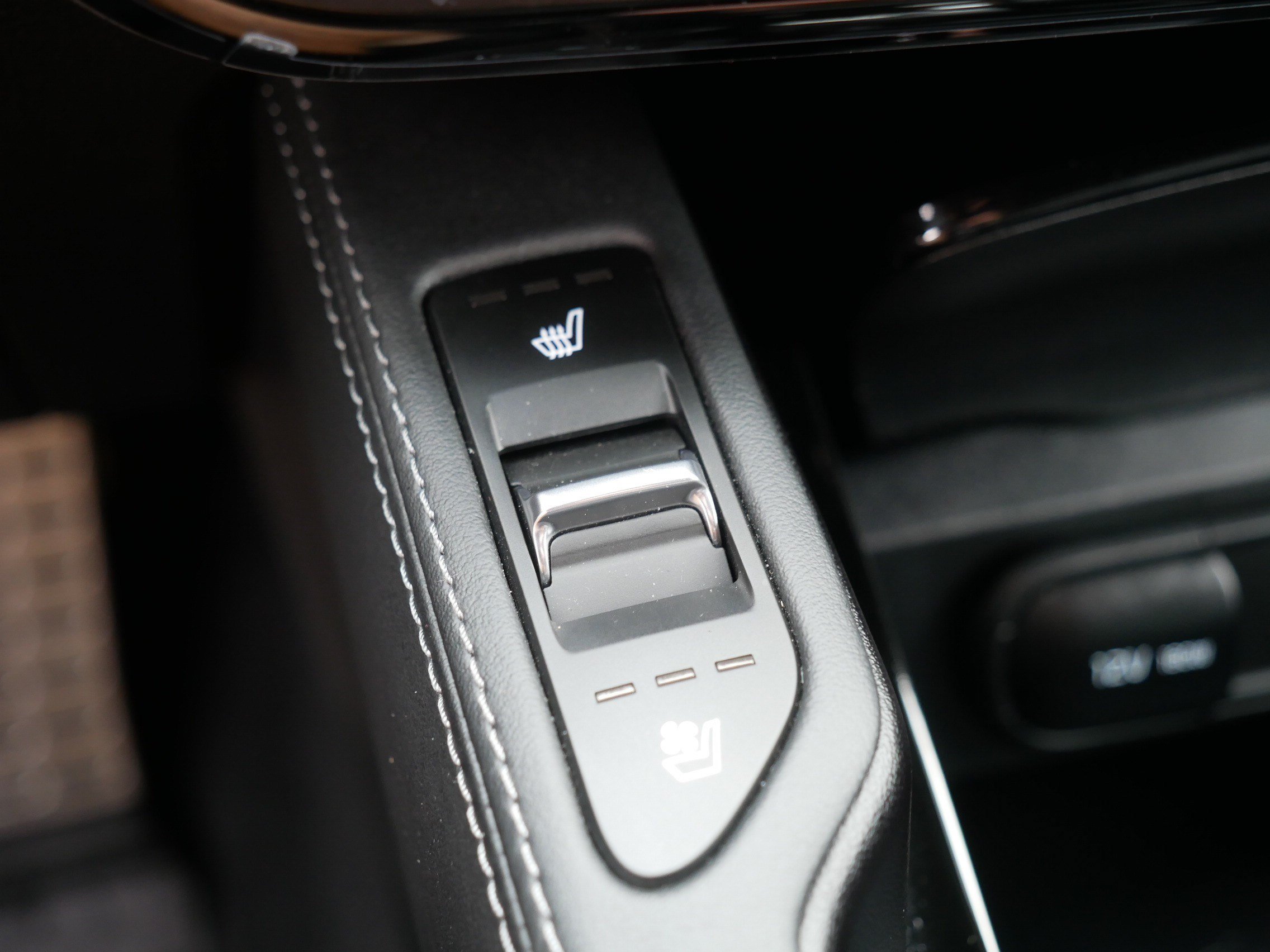 Certified 2025 Kia Telluride SX Prestige X-Line AWD/4WD image 33