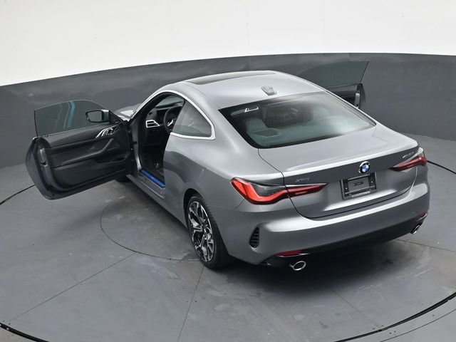 Used 2025 BMW 430i xDrive Coupe w/ Premium Package image 40