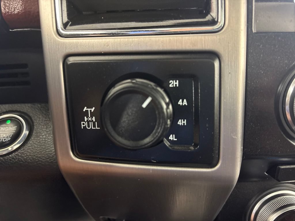 Used 2018 Ford F150 Platinum w/ Equipment Group 701A Luxury AWD/4WD image 37