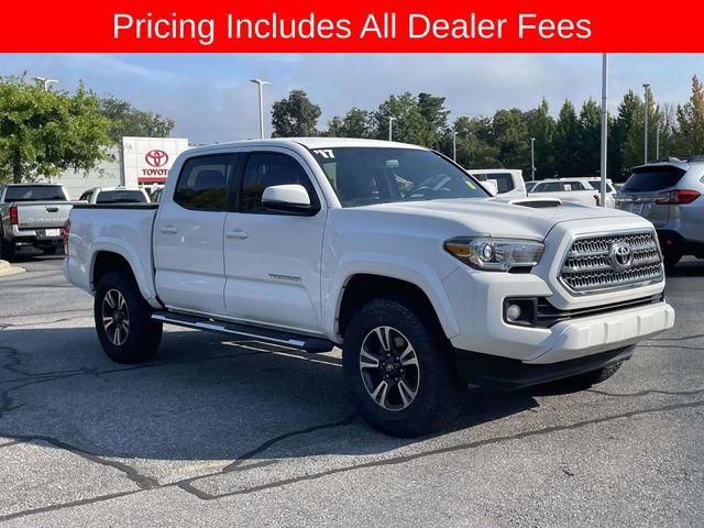 Used 2017 Toyota Tacoma TRD Sport w/ Tow Package (A/T) AWD/4WD image 7