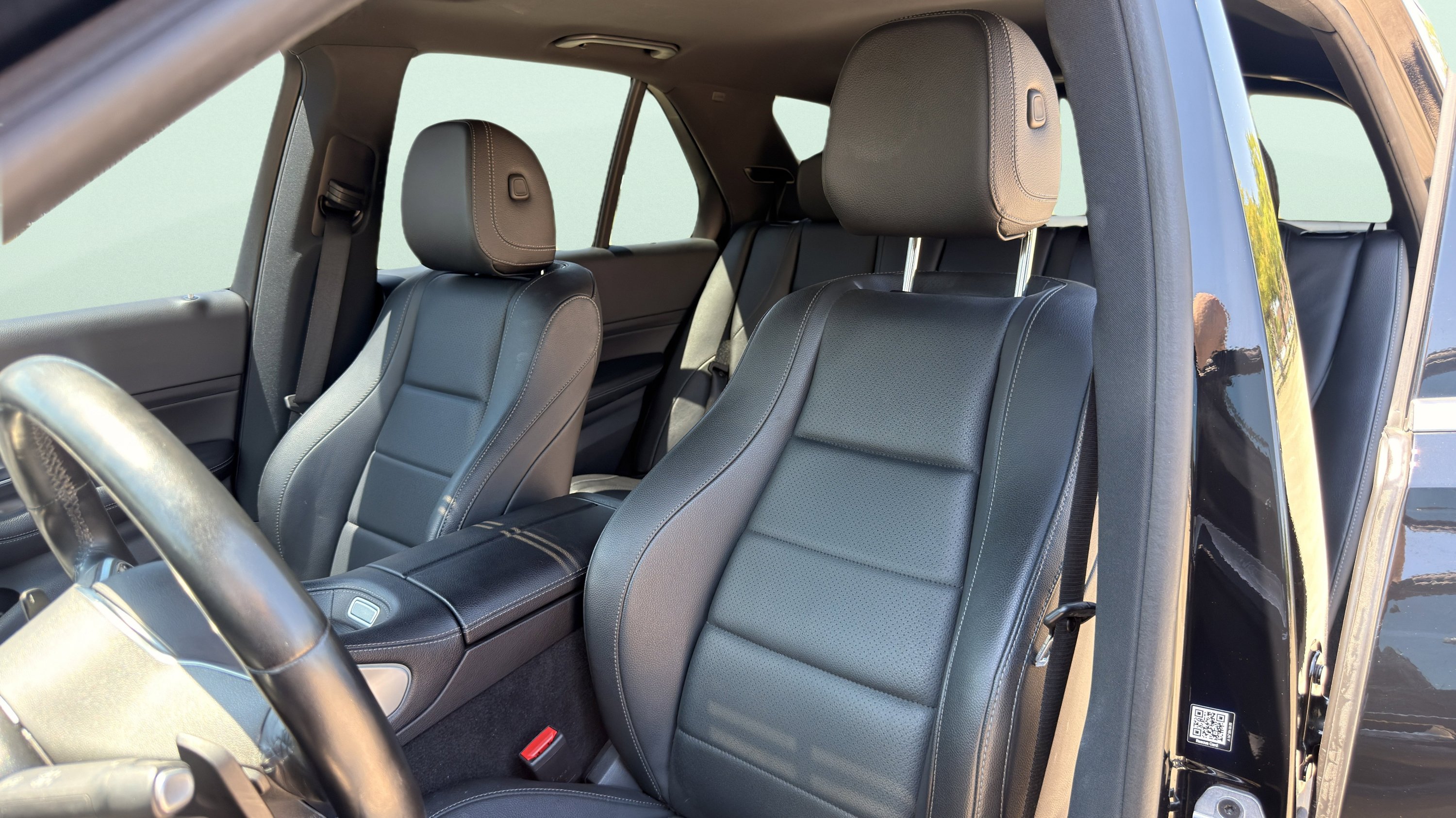 Used 2023 Mercedes-Benz GLE 450 4MATIC w/ Premium Package image 21