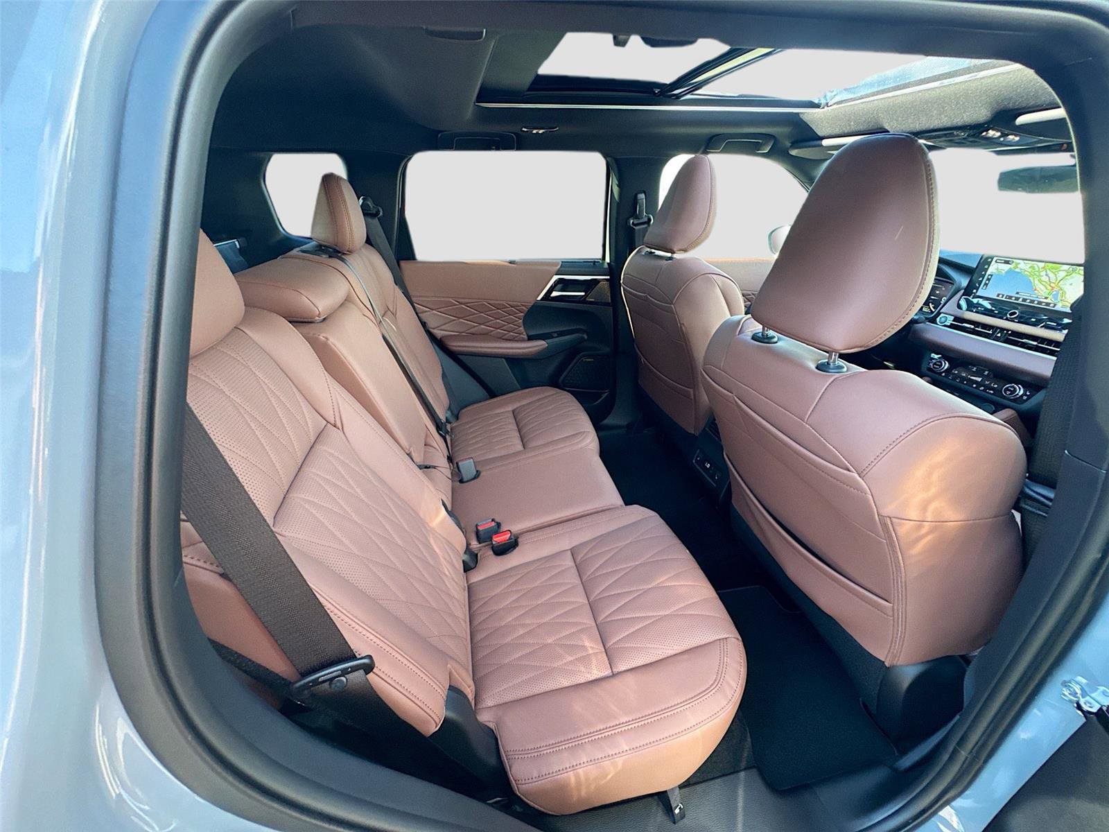 New 2025 Mitsubishi Outlander SEL image 30
