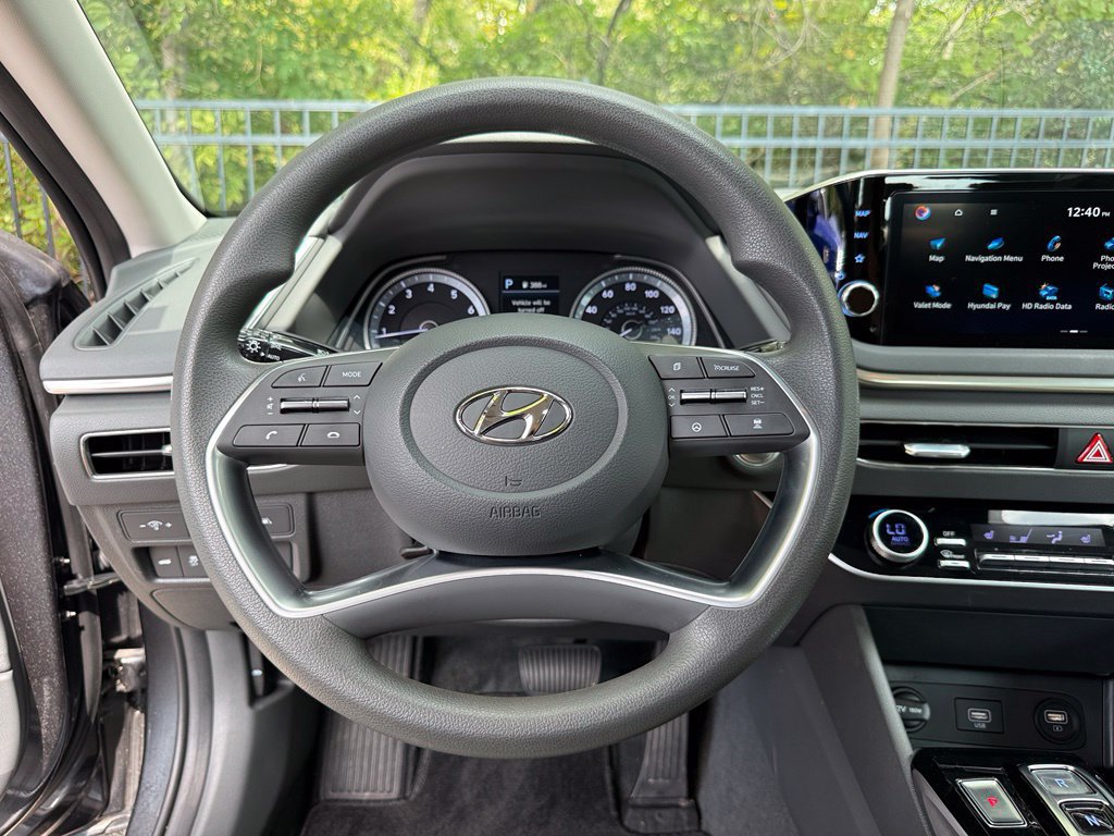 Certified 2023 Hyundai Sonata SEL w/ Preferred Accessory Package FWD image 13