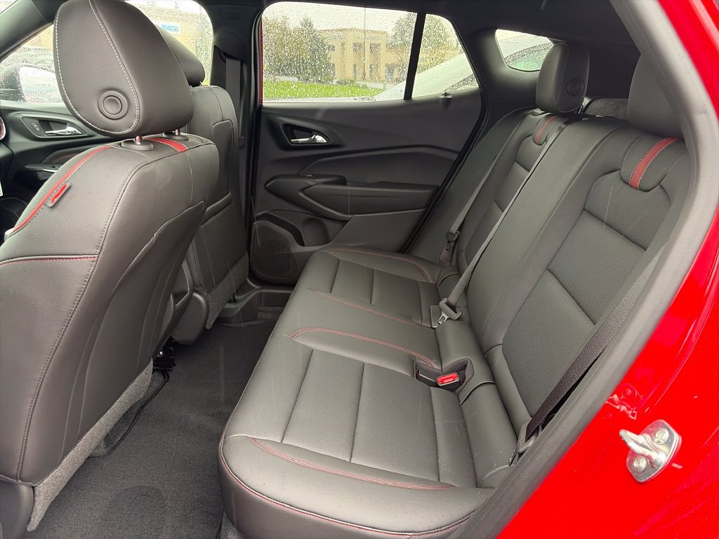 New 2026 Chevrolet Trax RS w/ Sunroof Package FWD image 22