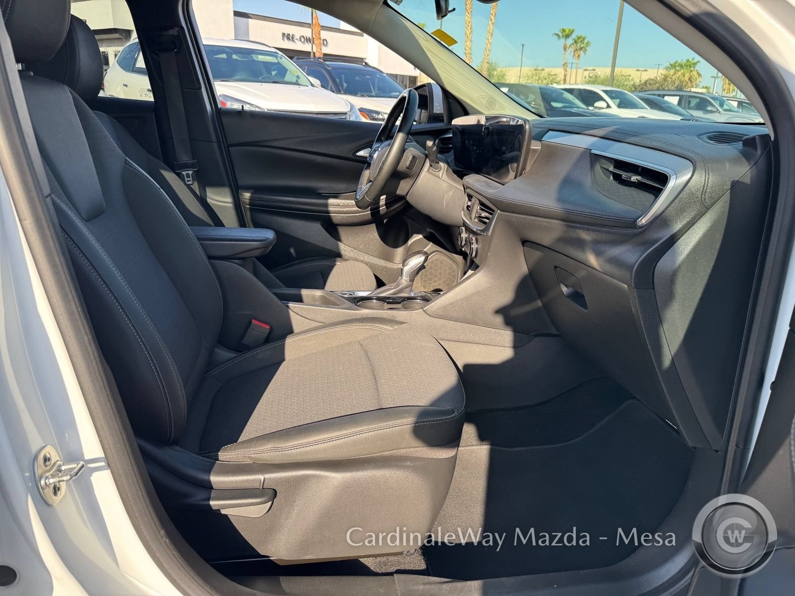 Used 2024 Buick Encore GX Preferred FWD image 28