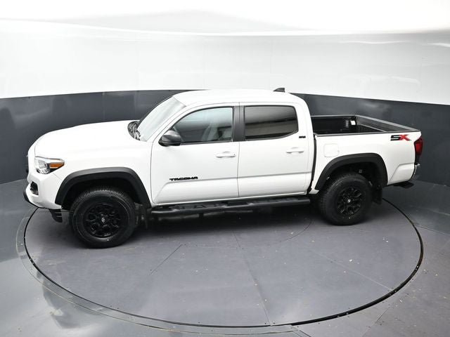 Used 2023 Toyota Tacoma SR5 AWD/4WD image 20