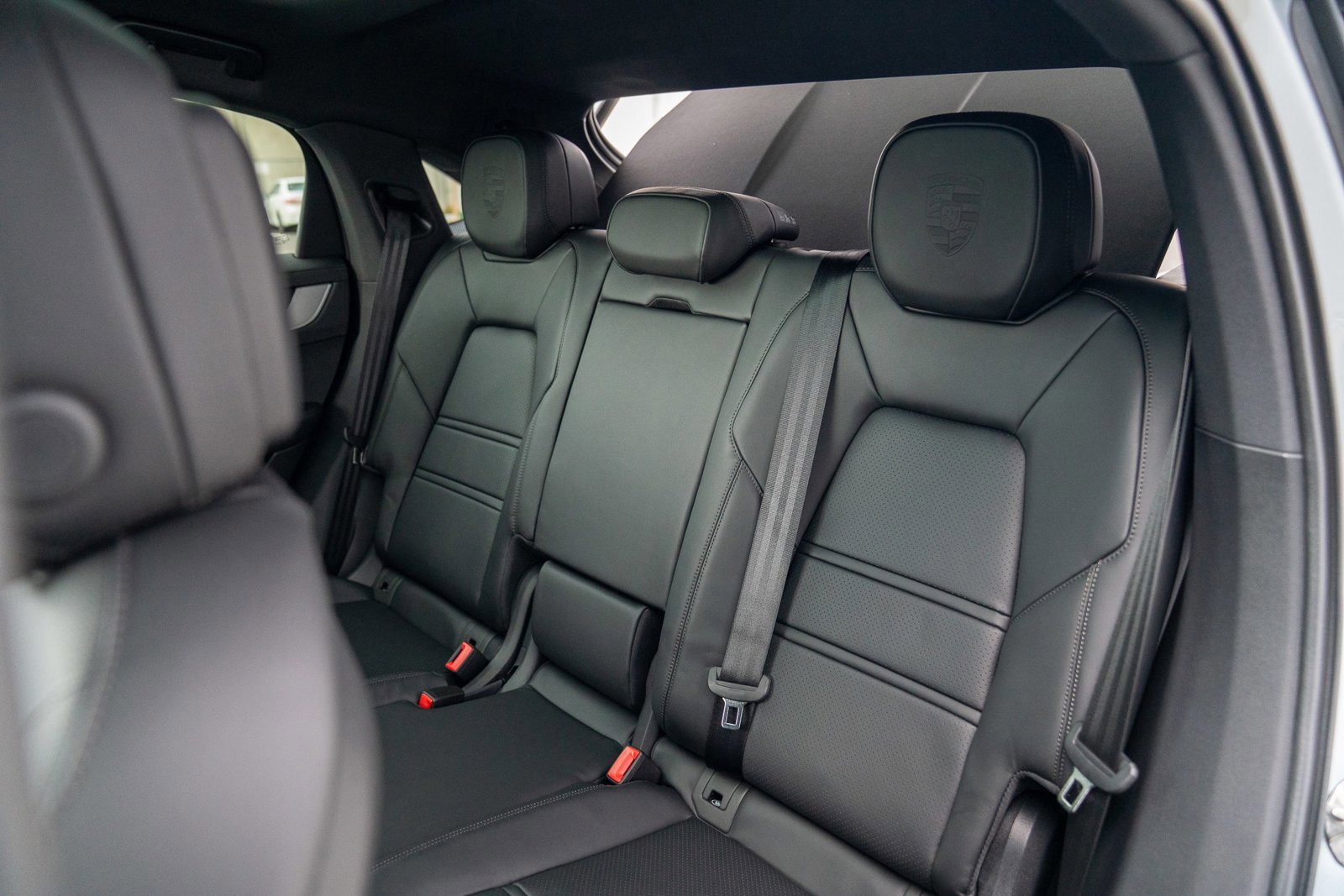 New 2026 Porsche Cayenne S image 24