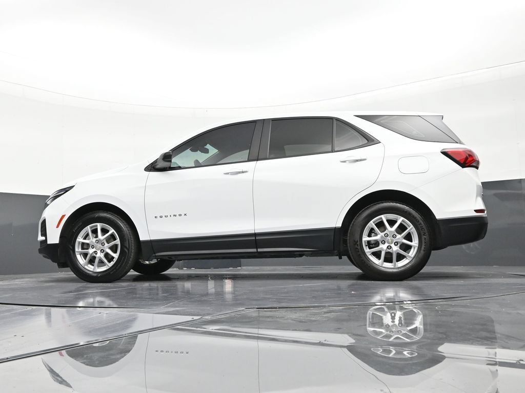 Used 2022 Chevrolet Equinox LS FWD image 21