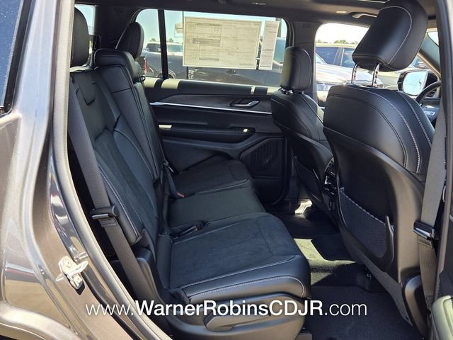 New 2026 Jeep Grand Cherokee L 2WD image 15