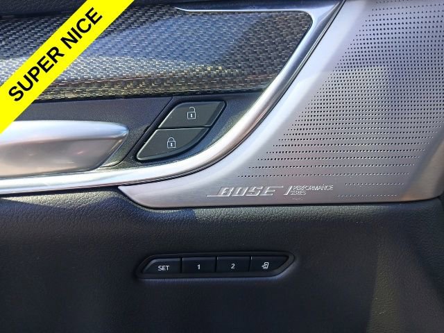 Used 2020 Cadillac XT5 Sportv w/ LPO, Floor Liner Package AWD/4WD image 37
