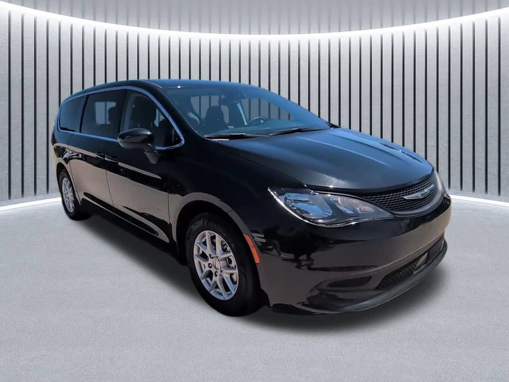 Certified 2023 Chrysler Voyager LX FWD image 20