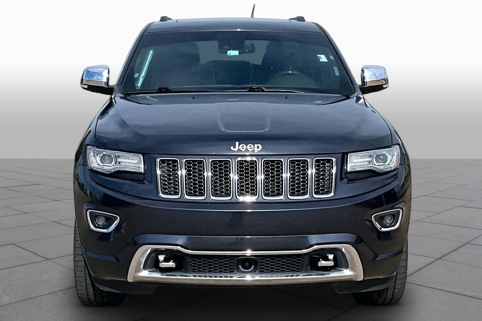 Used 2014 Jeep Grand Cherokee Overland w/ Advanced Technology Group AWD/4WD image 4