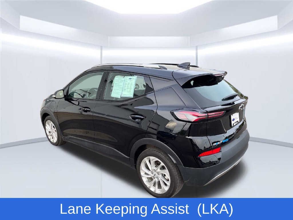 Used 2023 Chevrolet Bolt EUV LT FWD image 3