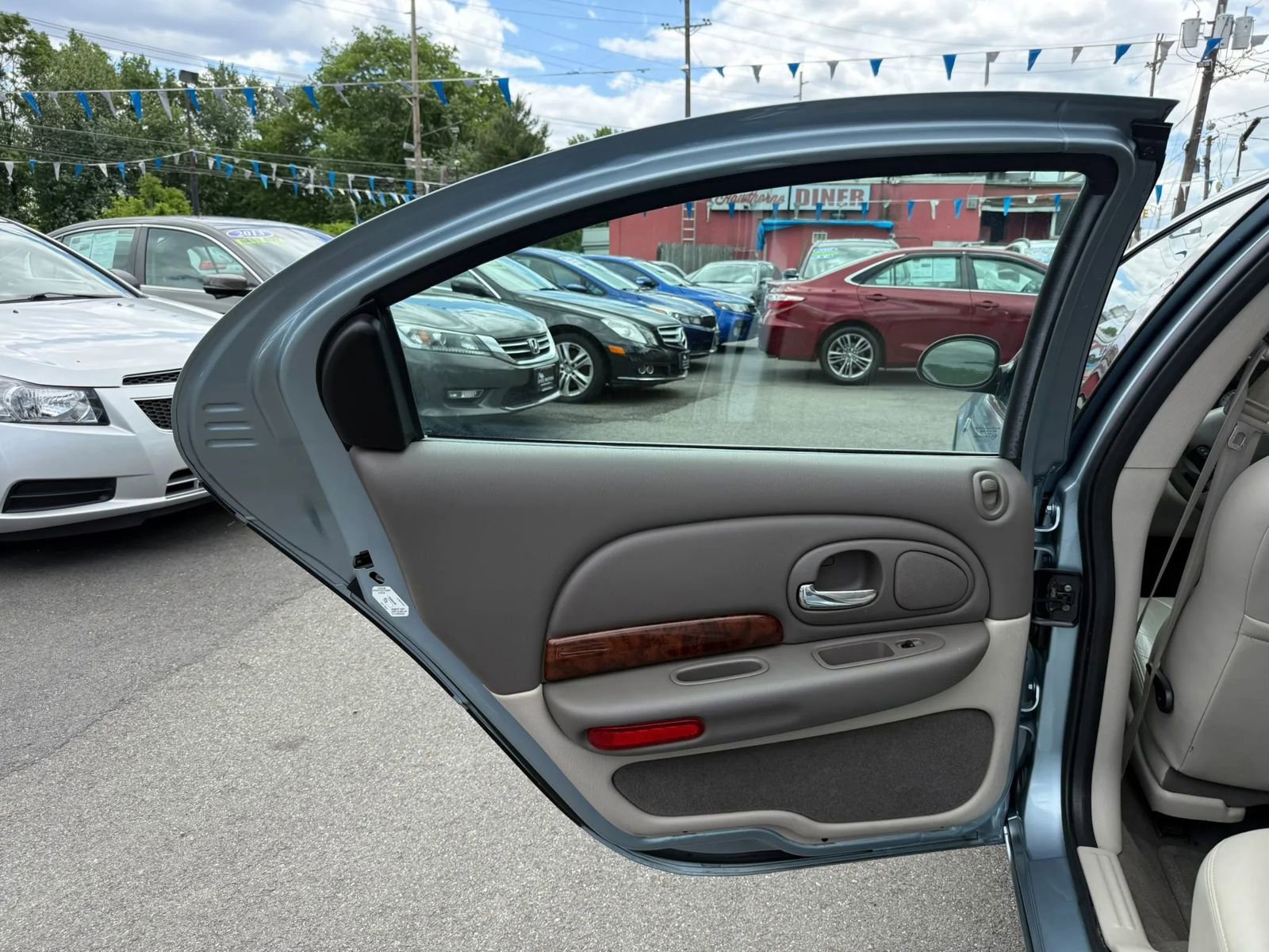Used 2004 Chrysler 300M FWD image 40