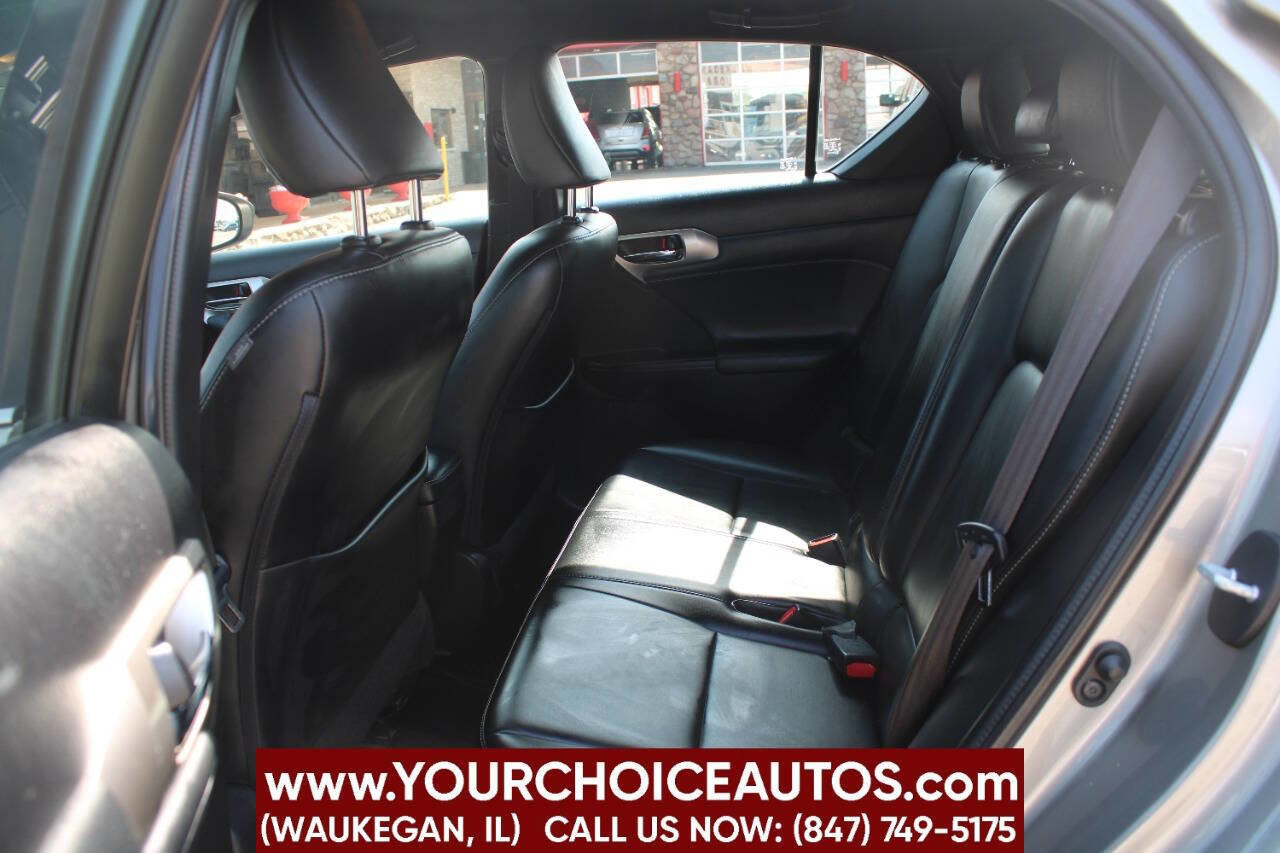 Used 2017 Lexus CT 200h image 17