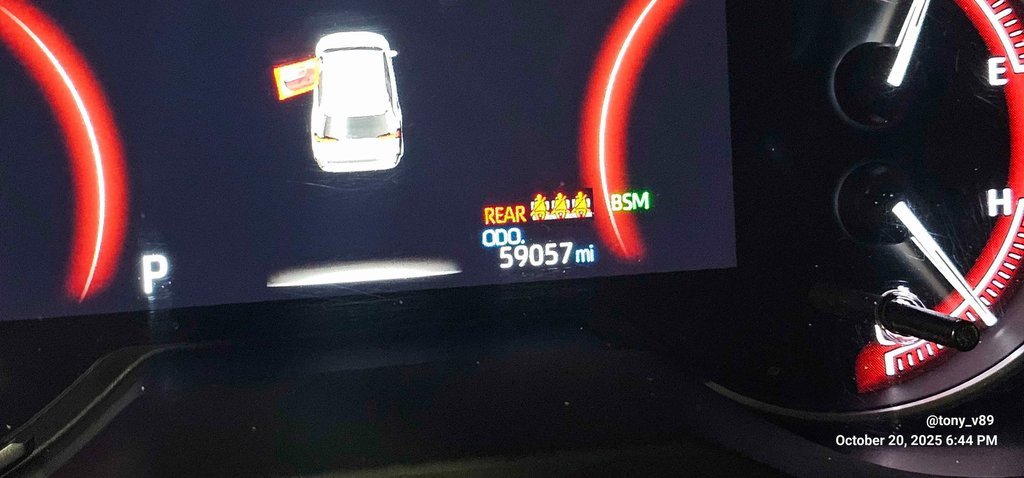 Used 2023 Toyota RAV4 Adventure image 10