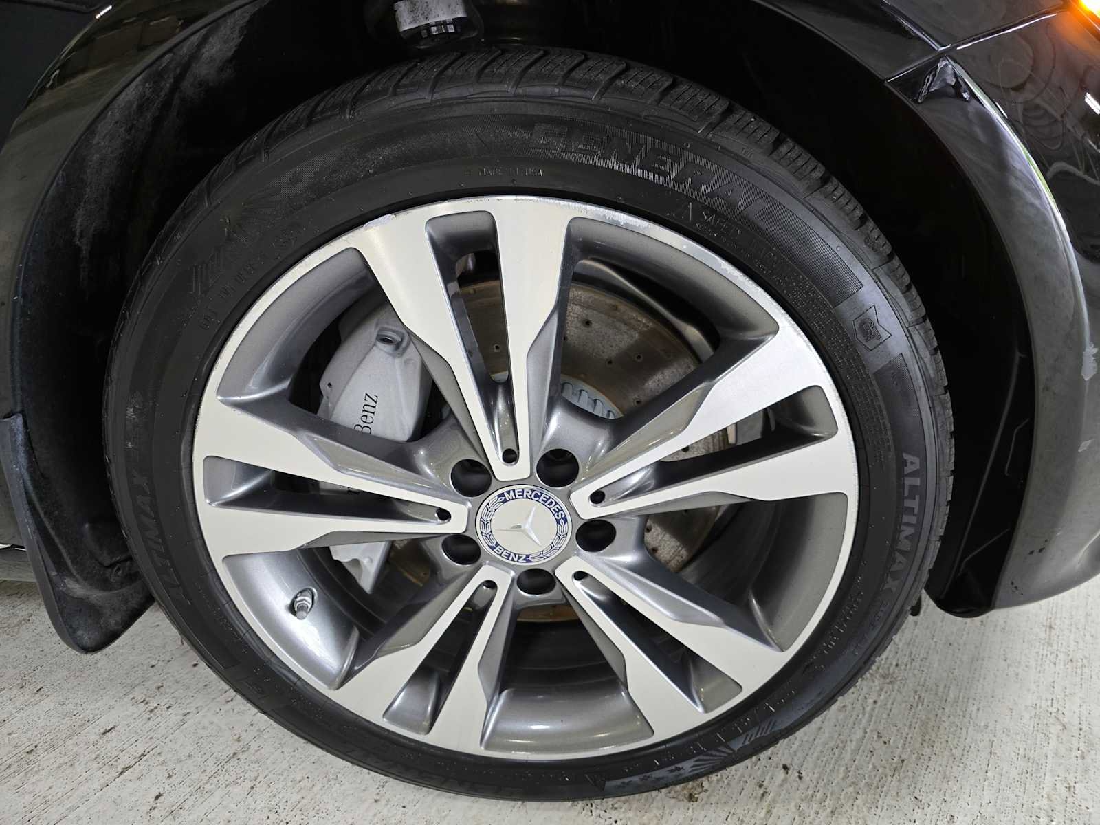 Used 2016 Mercedes-Benz C 350e Sedan image 9