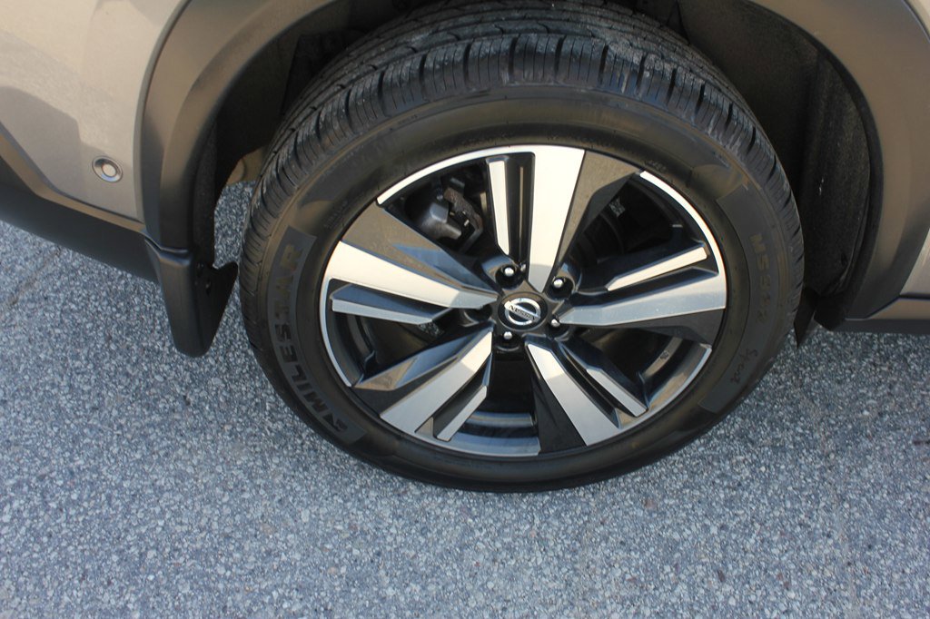 Used 2021 Nissan Rogue Platinum AWD/4WD image 55