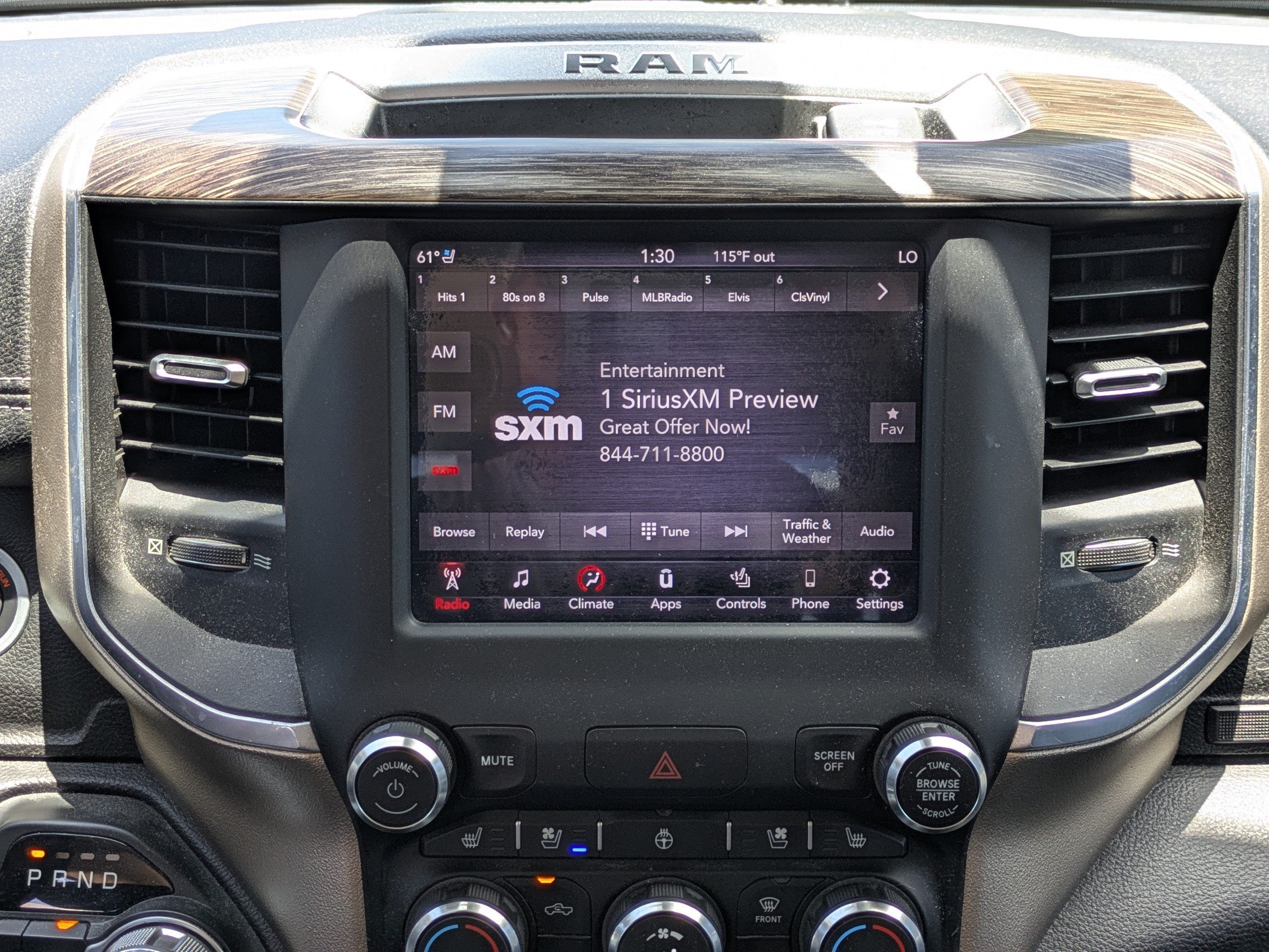 Used 2019 RAM 1500 Laramie AWD/4WD image 16