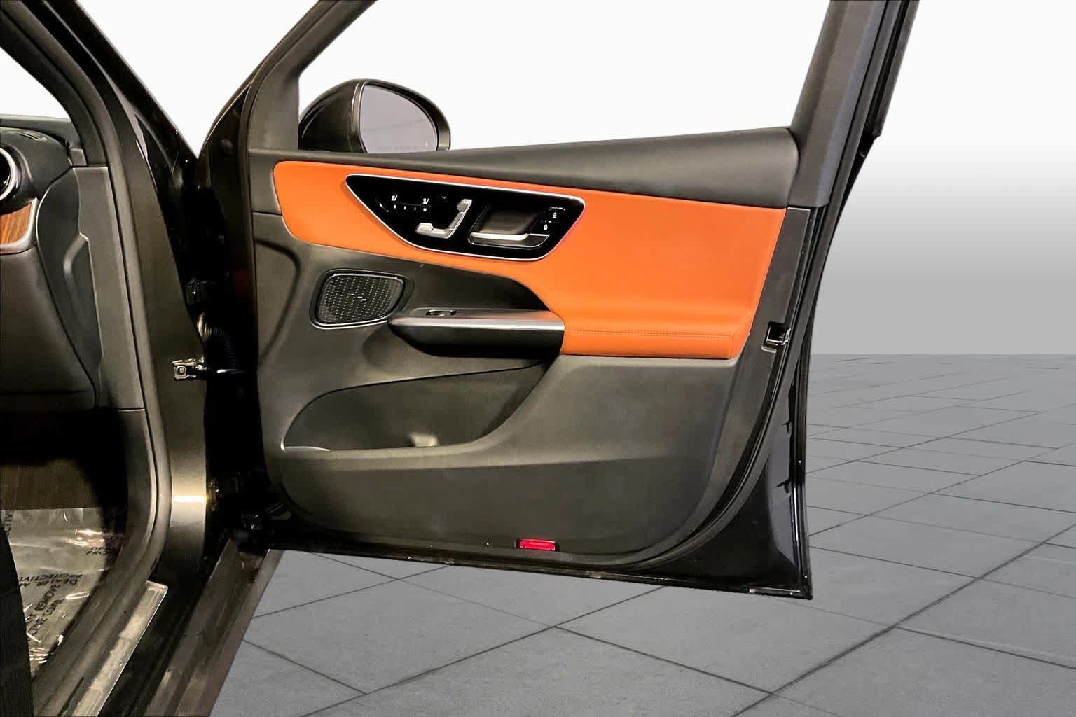 Certified 2026 Mercedes-Benz GLC 300 4MATIC image 23