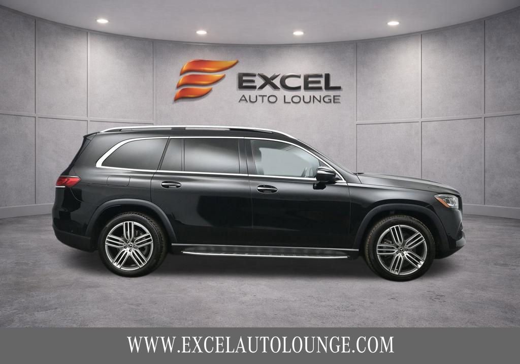 Used 2022 Mercedes-Benz GLS 450 4MATIC image 10