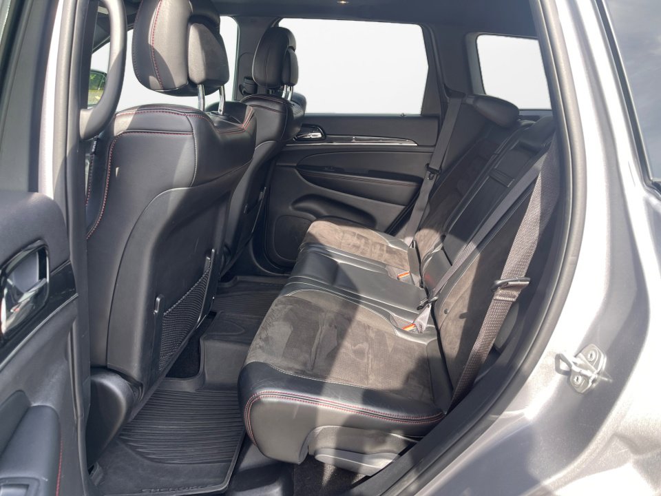 Used 2020 Jeep Grand Cherokee Trailhawk image 15