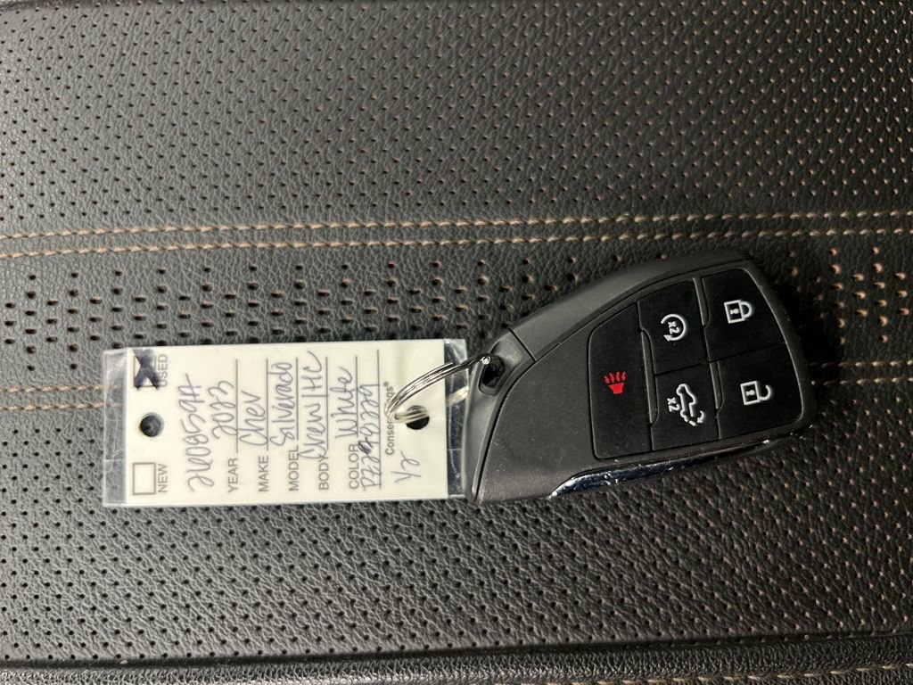 Certified 2023 Chevrolet Silverado 1500 High Country w/ Technology Package image 29