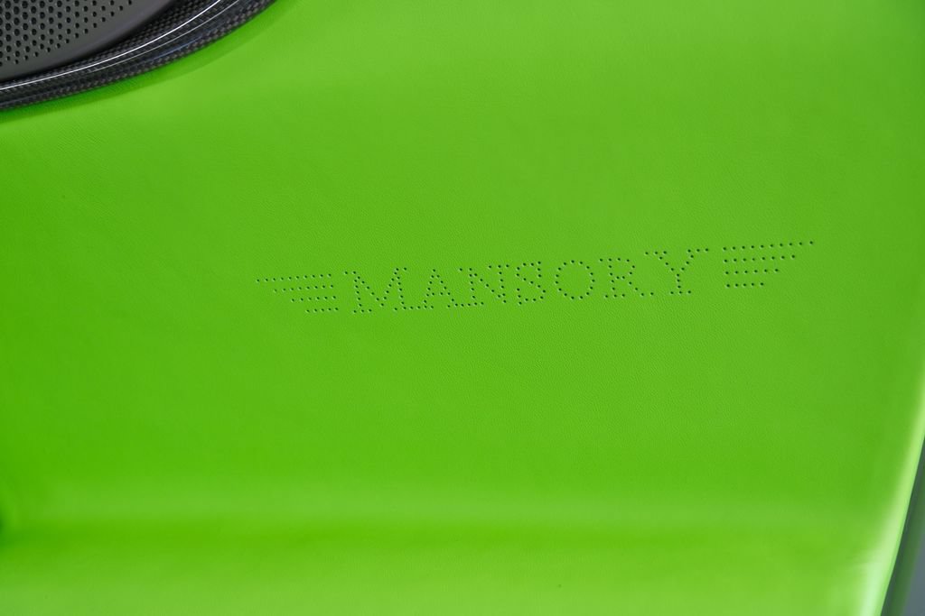 Used 2023 Ferrari Purosangue AWD/4WD image 37