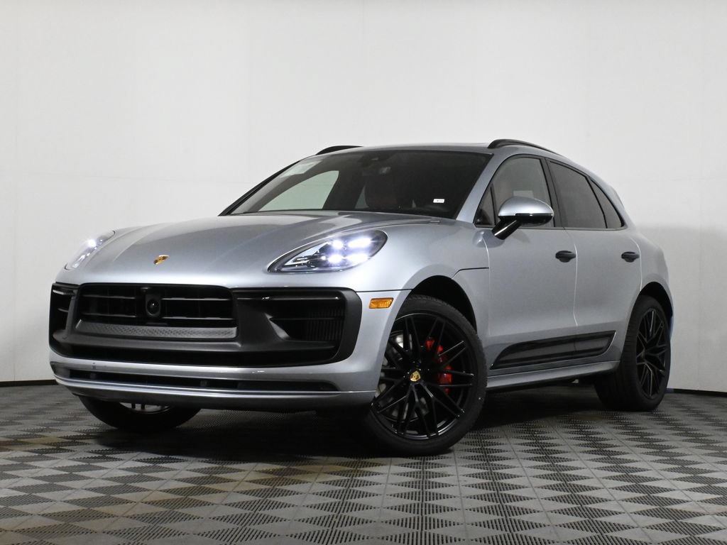 Used 2026 Porsche Macan GTS AWD/4WD image 1
