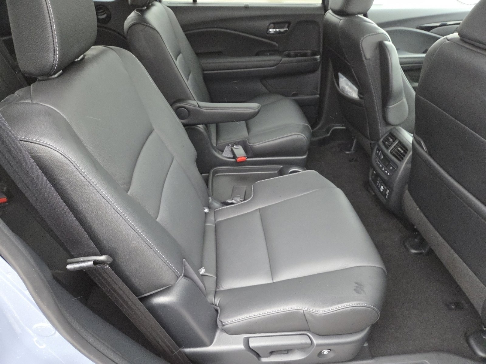 Used 2022 Honda Pilot Touring image 22