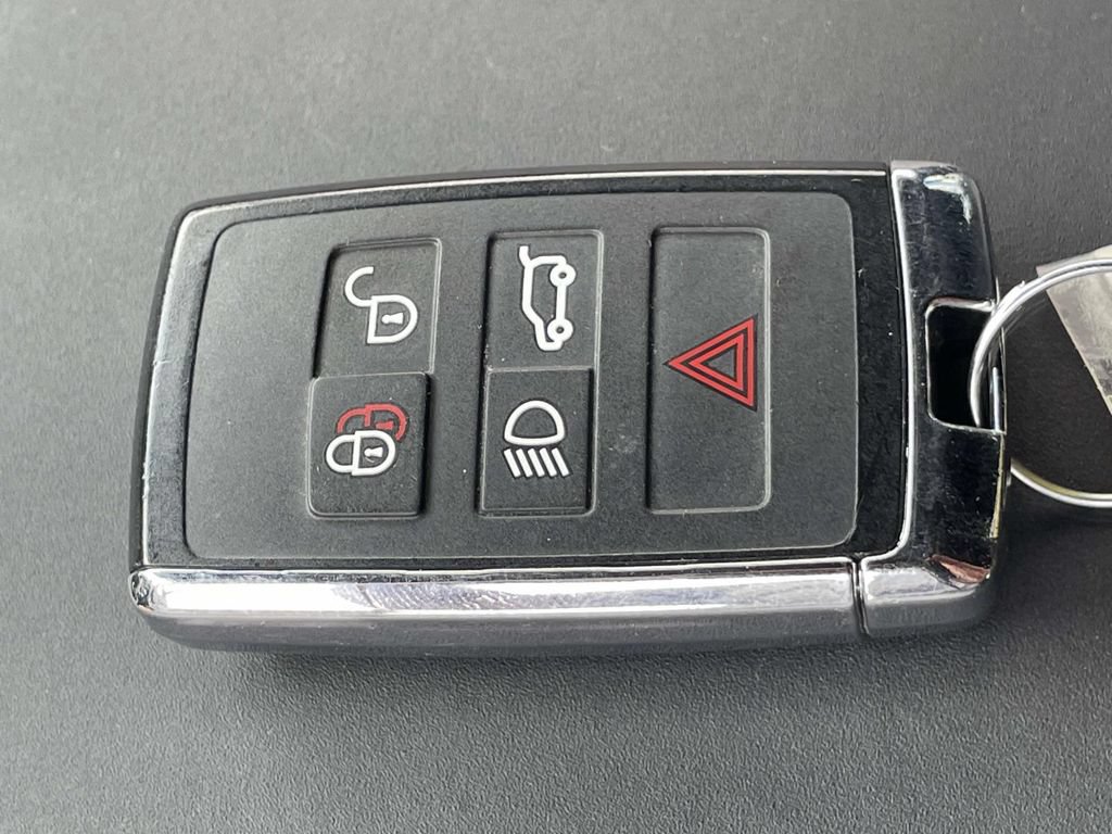 Certified 2024 Land Rover Defender 110 S AWD/4WD image 36